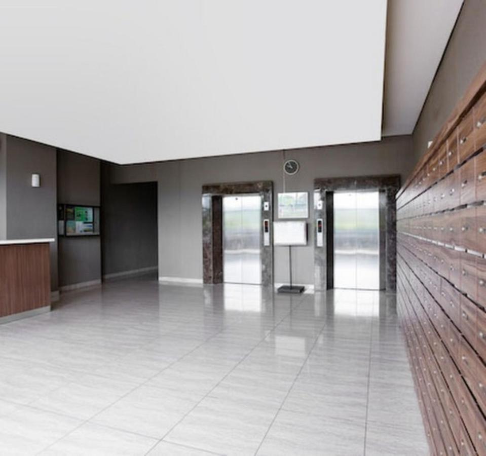 Dinda Apartment Serpong Green View Ciater Hilir Exterior foto